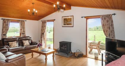 2 bedroom accommodation in Pilling, near Blackpool