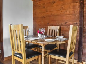 Dining - 2 bedroom accommodation in Pilling, near Blackpool (Pilling, near Blackpool)