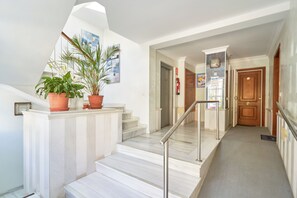 Interior - Apartment 'With Seaview In Burriana' with Sea View, Wi-Fi and Air Conditioning (Nerja)