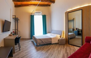 Chambre Quadruple Deluxe, balcon, vue ville