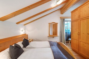 2 camere, ferro/asse da stiro, Wi-Fi gratuito, lenzuola