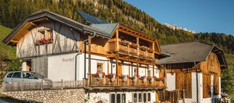 Studio Apartment 'Apartment Ramei' with Mountain View, Shared Garden and Wi-Fi