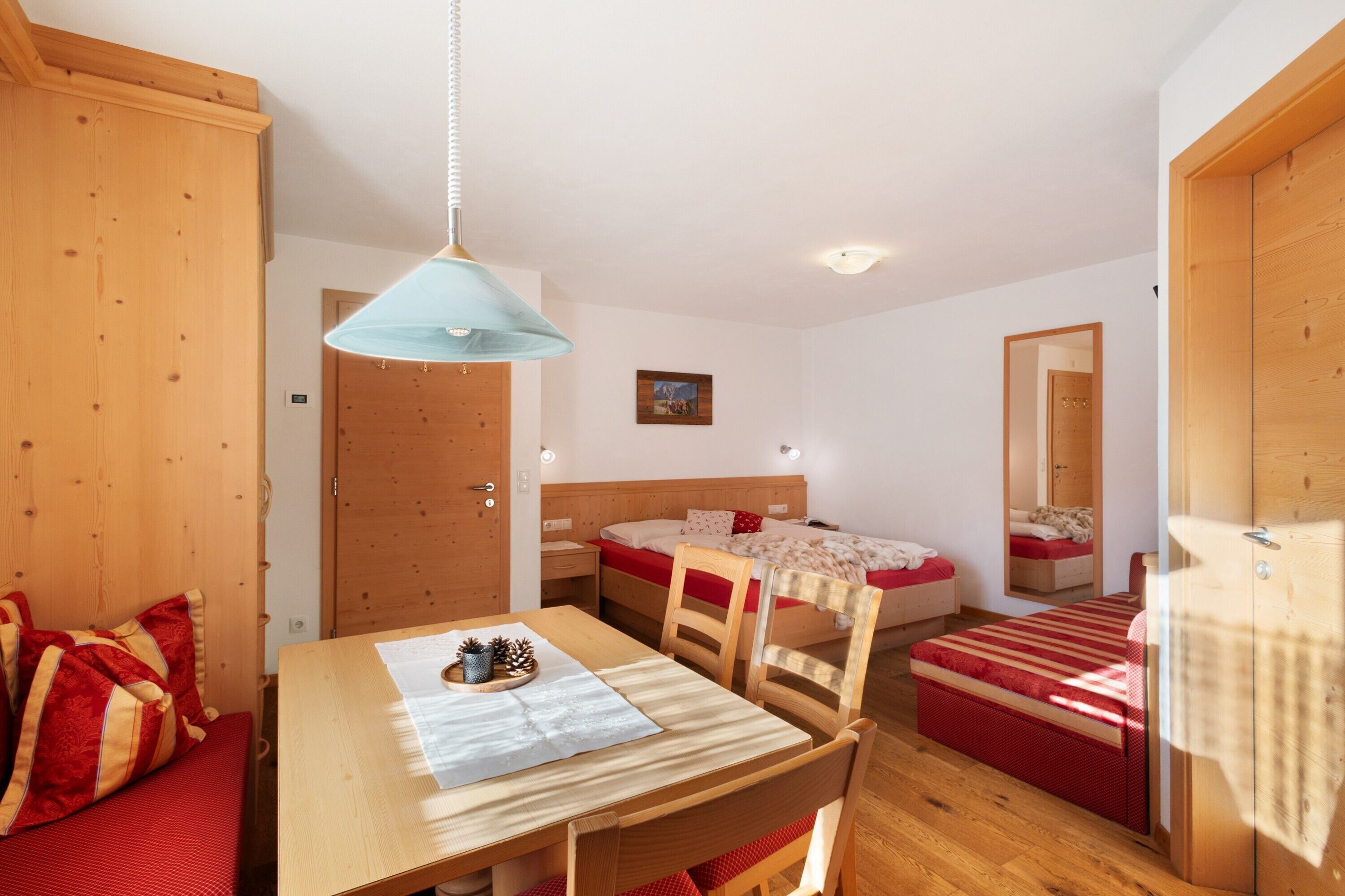 Strygejern/strygebræt, gratis Wi-Fi, sengetøj