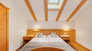 2 chambres, fer et planche Ă repasser, Wi-Fi gratuit, draps fournis