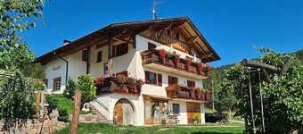 Apartment 'Wald' with Mountain View, Shared Garden and Wi-Fi