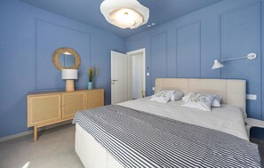 4 間睡房、房內夾萬、可攜式嬰兒床、免費 Wi-Fi