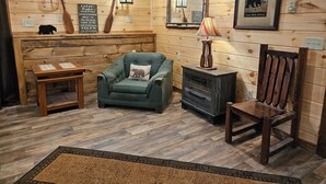 Interior - YEAR'ROUND FAMILY FUN! (Warrensburg)