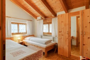 2 chambres, Wi-Fi gratuit, draps fournis