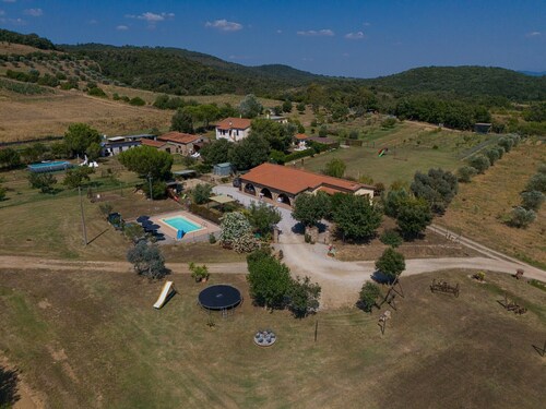 Apartment 'Appartamento Sofia' with Shared Pool, Wi-Fi and Air Conditioning