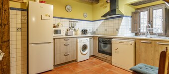 Country House 'Casa Rural La Herreria' with Private Terrace, Private Garden and Balcony