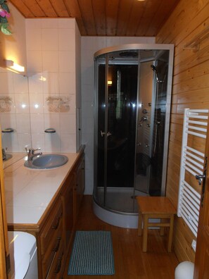 Douche, séchoir à cheveux