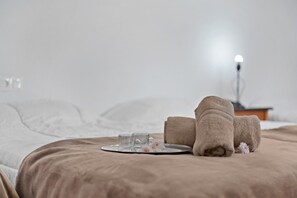 2 bedrooms, iron/ironing board, free WiFi, bed sheets - Vacation Home 'Ca Luis' with Mountain View, Shared Terrace and Wi-Fi (Icod de los vinos)