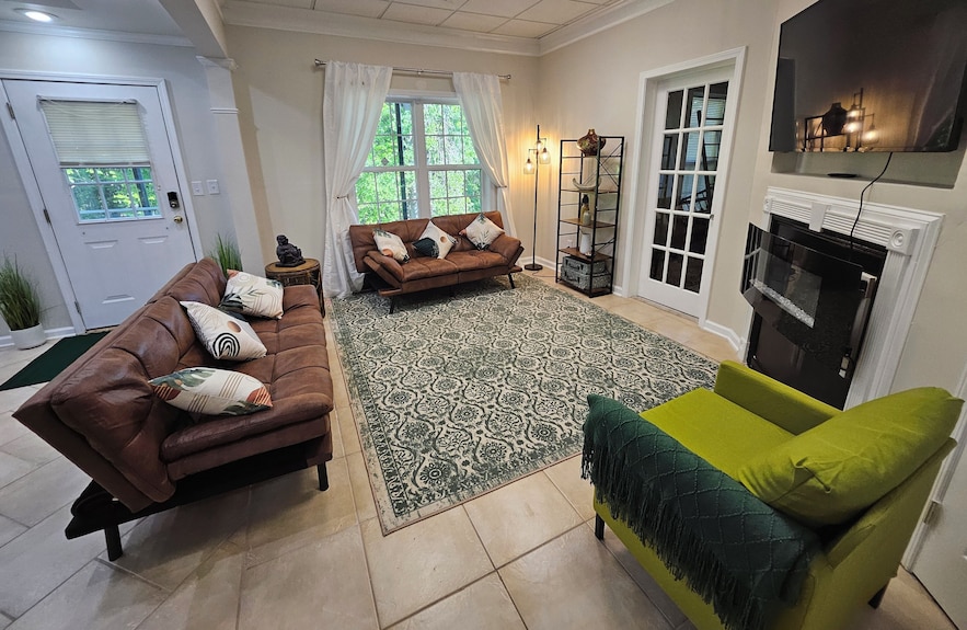 New Cottage Style Basement Home In Lawrenceville - Lawrenceville, GA