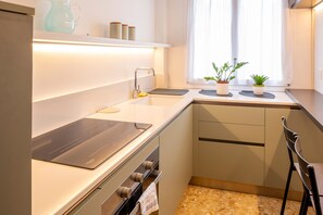 KylskÄp, ugn, spishÀll och diskmaskin
