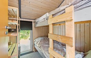 2 bedrooms, free WiFi