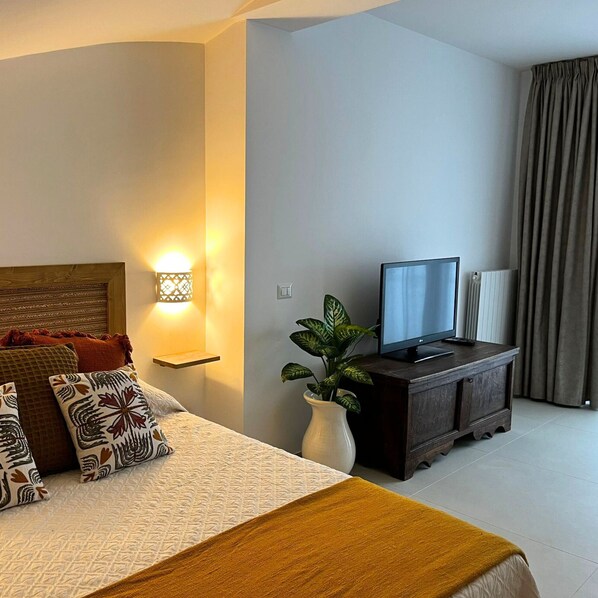 2 chambres, fer et planche à repasser, lit parapluie, Wi-Fi gratuit