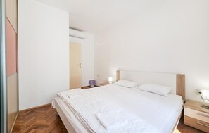 2 habitaciones, wifi gratis y ropa de cama 