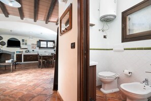 Doccia, asciugacapelli, asciugamani