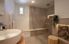 Dusche, Haartrockner