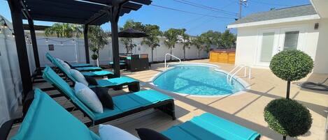 Outdoor pool, a heated pool