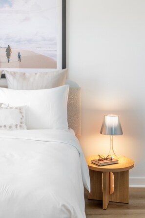 3 bedrooms, in-room safe, desk, iron/ironing board