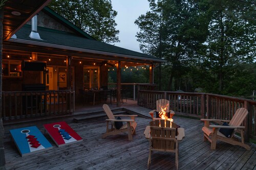 Tranquil Oasis in Trent Lakes w/ Private Ponds, Fire Pit, Game Room & Hot Tub