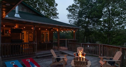 Tranquil Oasis in Trent Lakes w/ Private Ponds, Fire Pit, Game Room & Hot Tub