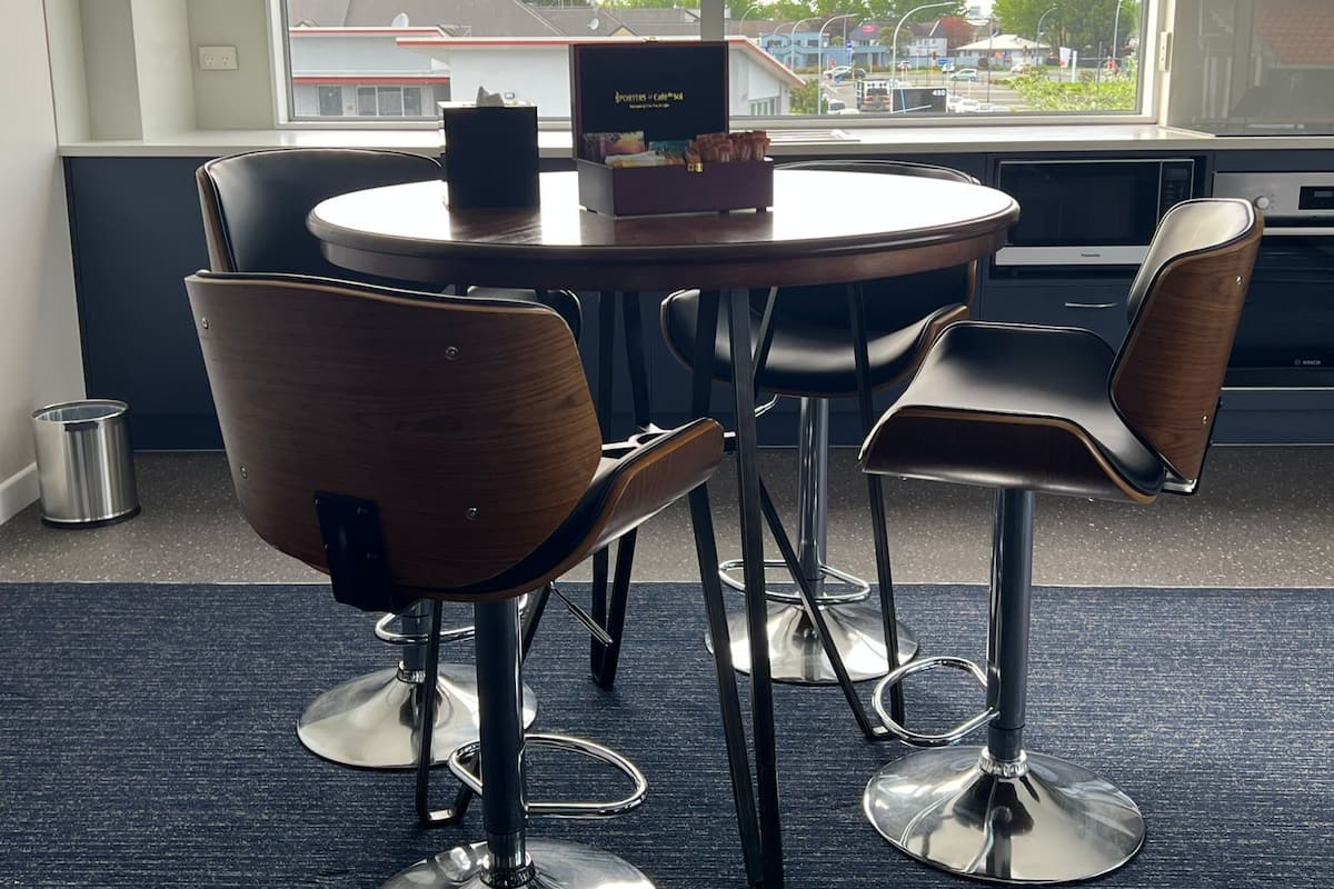 Studiosuite – executive, 1 kingsize-seng | Wi-fi (inkludert) og sengetøy