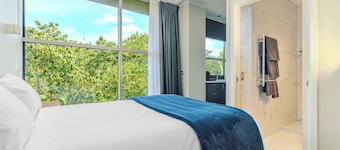 Hamilton Motel 2025 Limited