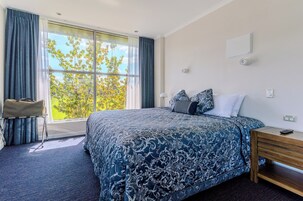 Executive Studio Suite, 1 King Bed | View from room