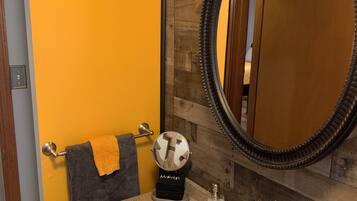 Hair dryer, bidet, towels, soap