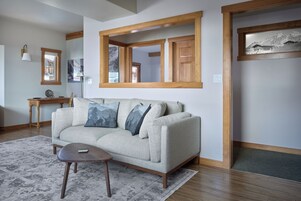 Televisión de pantalla plana, chimenea