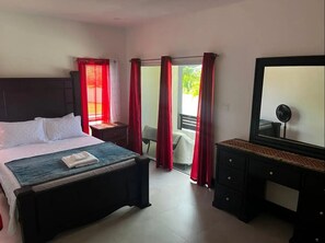 2 bedrooms, iron/ironing board, WiFi, bed sheets - The Cozy Corner at the Palazzo (Runaway Bay)
