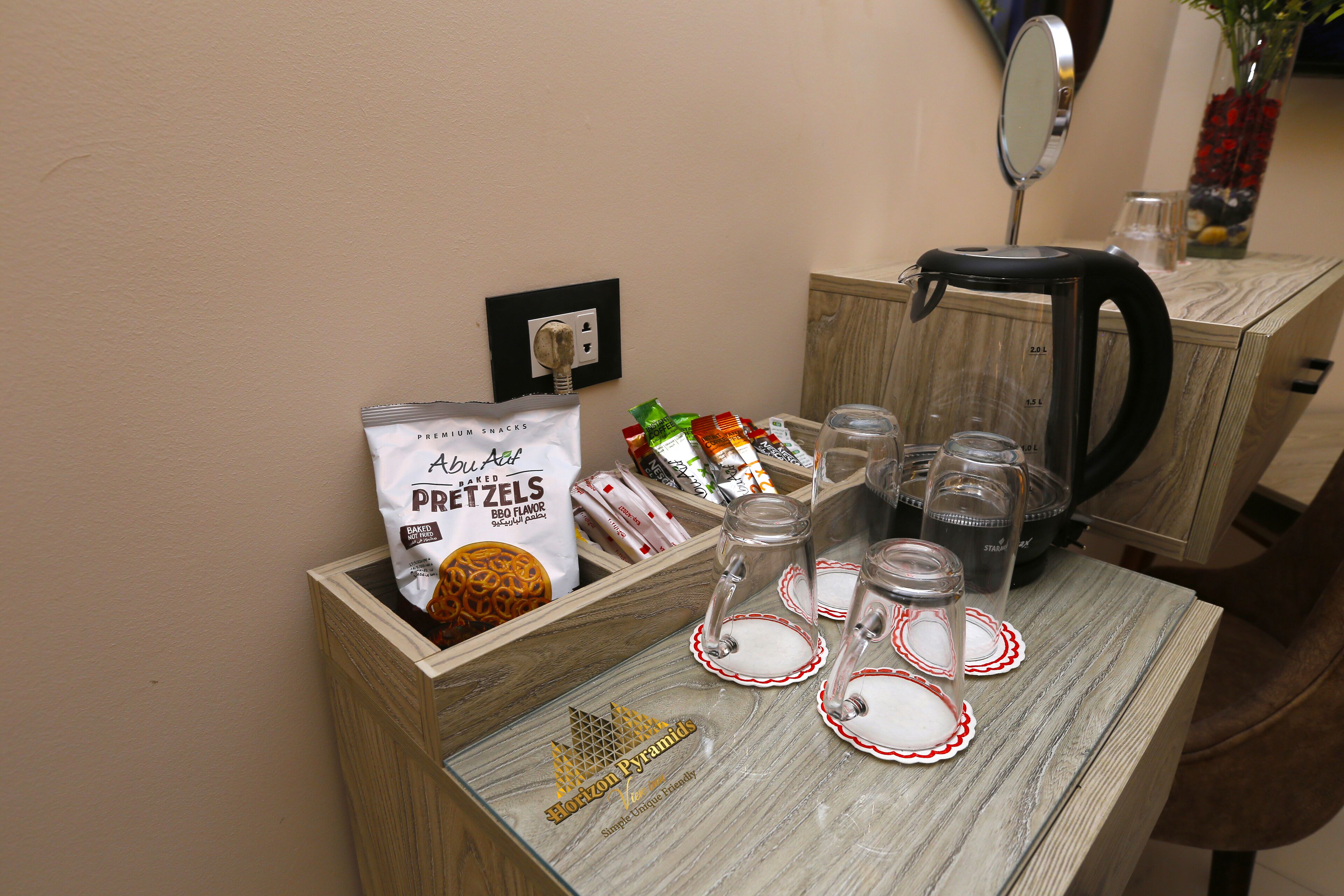 Photo - Pyramids Horizon