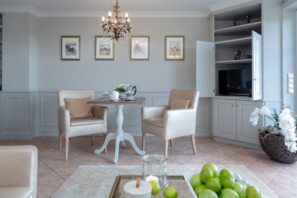 Unclassified image, 1 of 37, button