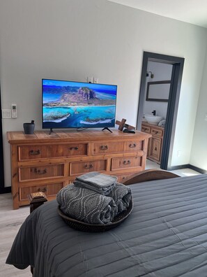 1 soverom, strykejern/-brett, wi-fi og sengetøy