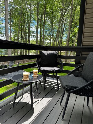 Property grounds - Fully new 3BR House in heart of Pocono Mountains, Fire Pit! Close to Water Park! (Tobyhanna)