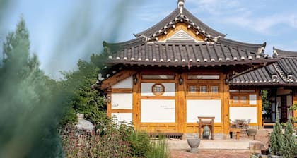 Gyeongju Ipsaedalseumeunal