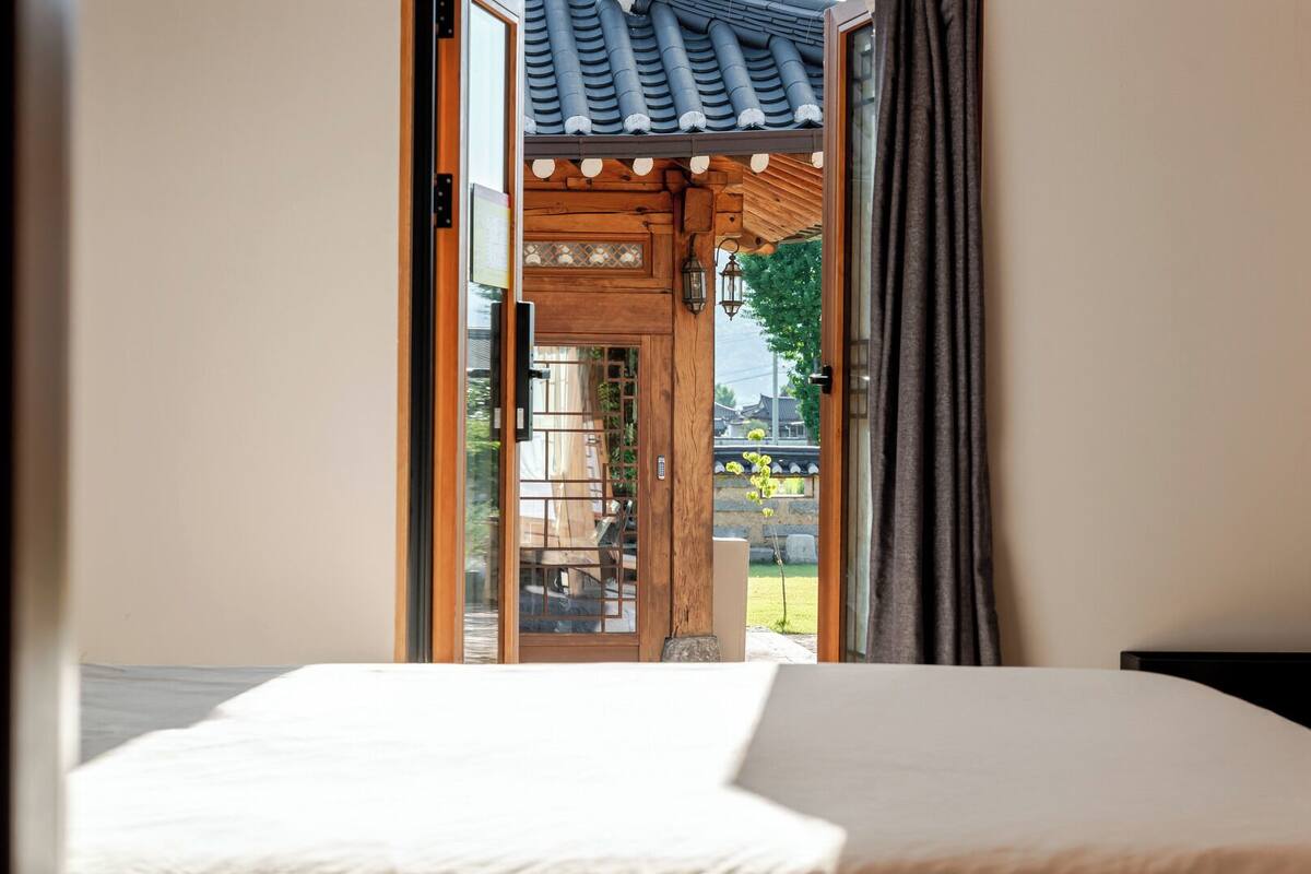 Habitación básica, 1 habitación (yugwol chimdaebang) | 1 dormitorio y wifi gratis