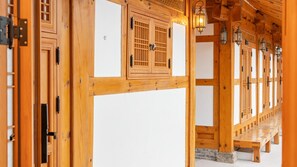 Basic Room, 1 Bedroom (sawol ondolbang) | 1 bedroom, free WiFi - Gyeongju Ipsaedalseumeunal (Gyeongju)