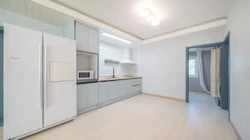 Habitaciรณn bรกsica, 2 habitaciones (A dong 5ho) | 1 habitaciรณn y wifi gratis