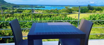 Familyfriendly room overlooking Kabira Bay / Ishigaki Okinawa