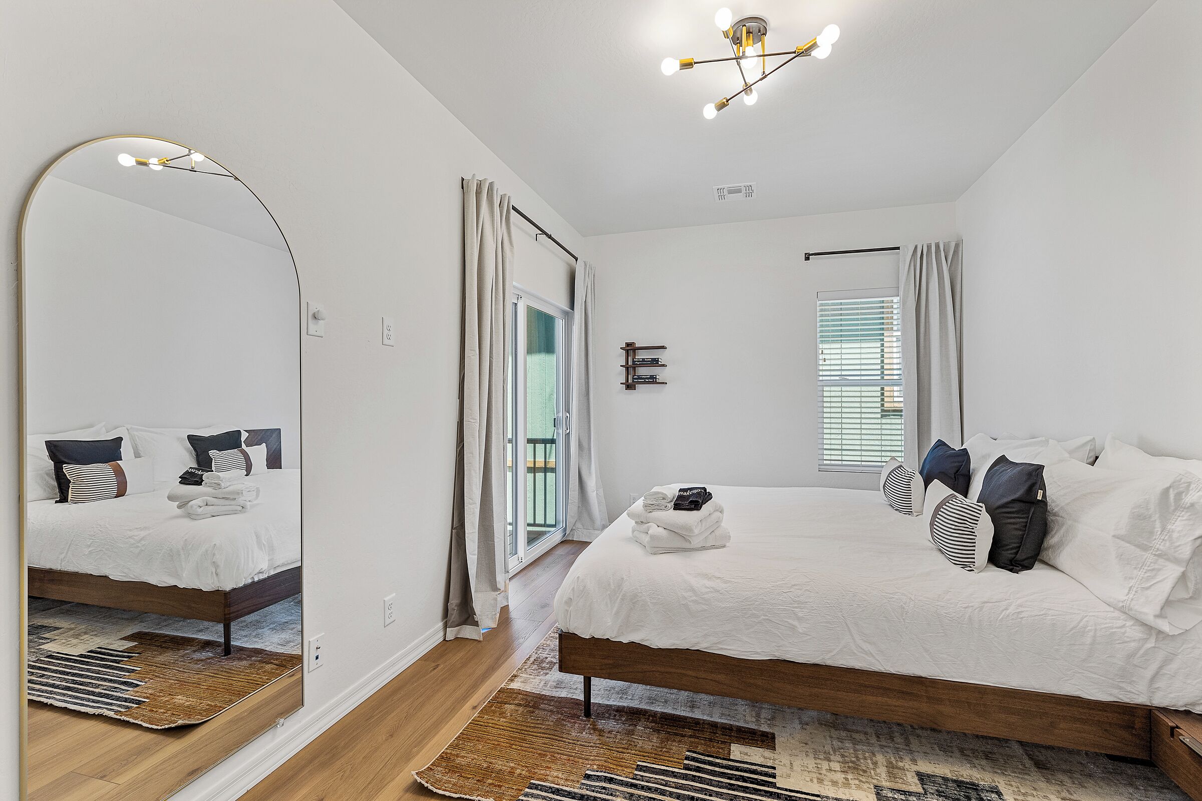 2 Schlafzimmer, Bügeleisen/Bügelbrett, Reisekinderbett, kostenloses WLAN