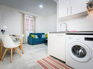 Interior - Holidays2Malaga Eduardo Ocon Old Town GroundFloor (Málaga)