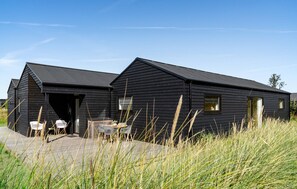 Exterior - Stunning home in ålbæk with sauna (Ålbæk)