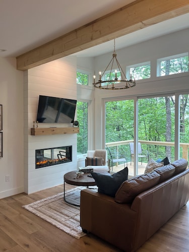 Modern New Construction near Dahlonega and Helen