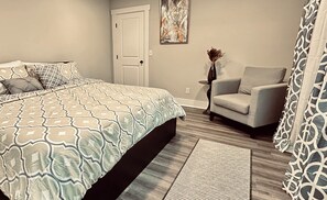 4 chambres, fer et planche à repasser, Wi-Fi, draps fournis