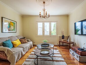 تلفزيون