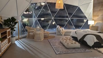 1 quarto, roupa de cama