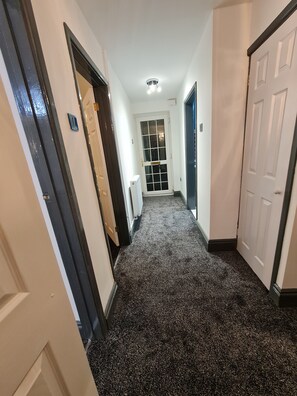 Interior - Bristol 2-Bed Bungalow, Sleeps 4, Parking (Bristol)